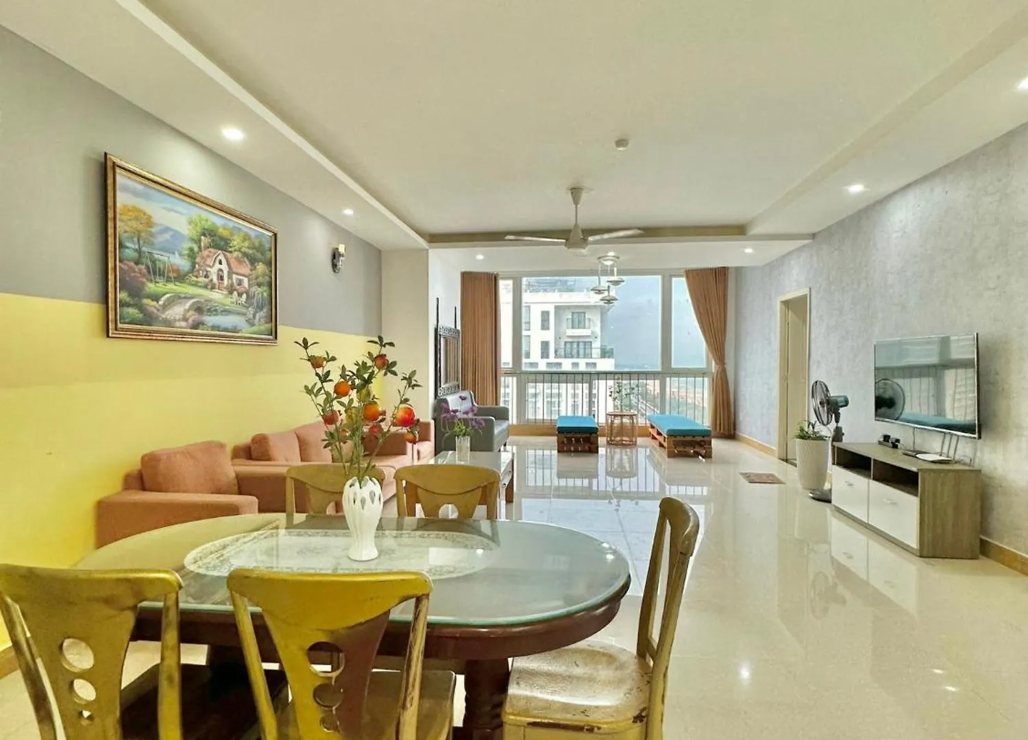 3 Phong View Bien-Can Ho Oasky Vung Tau Vietnam